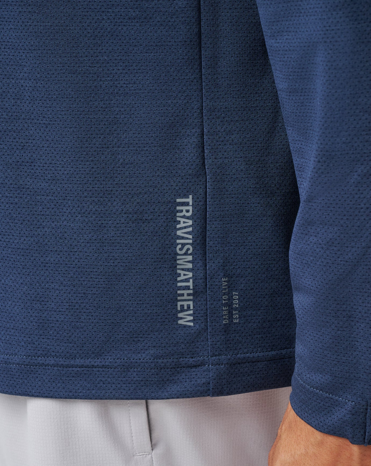 Heater Pro Hoodie Total Eclipse | Travis Mathew Sale