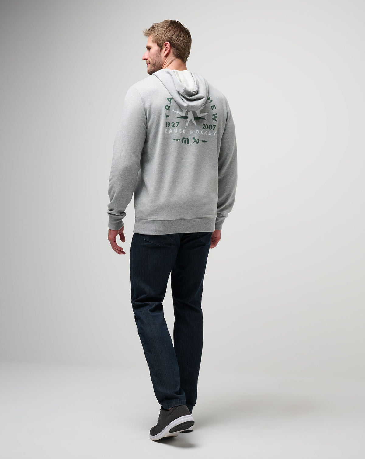 Glacier Hike Hoodie Heather Grey | Travis Mathew Everyday