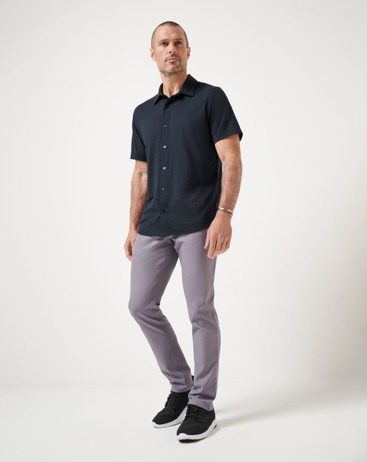 The Heater Button-Up Black | Travis Mathew Smart Buy