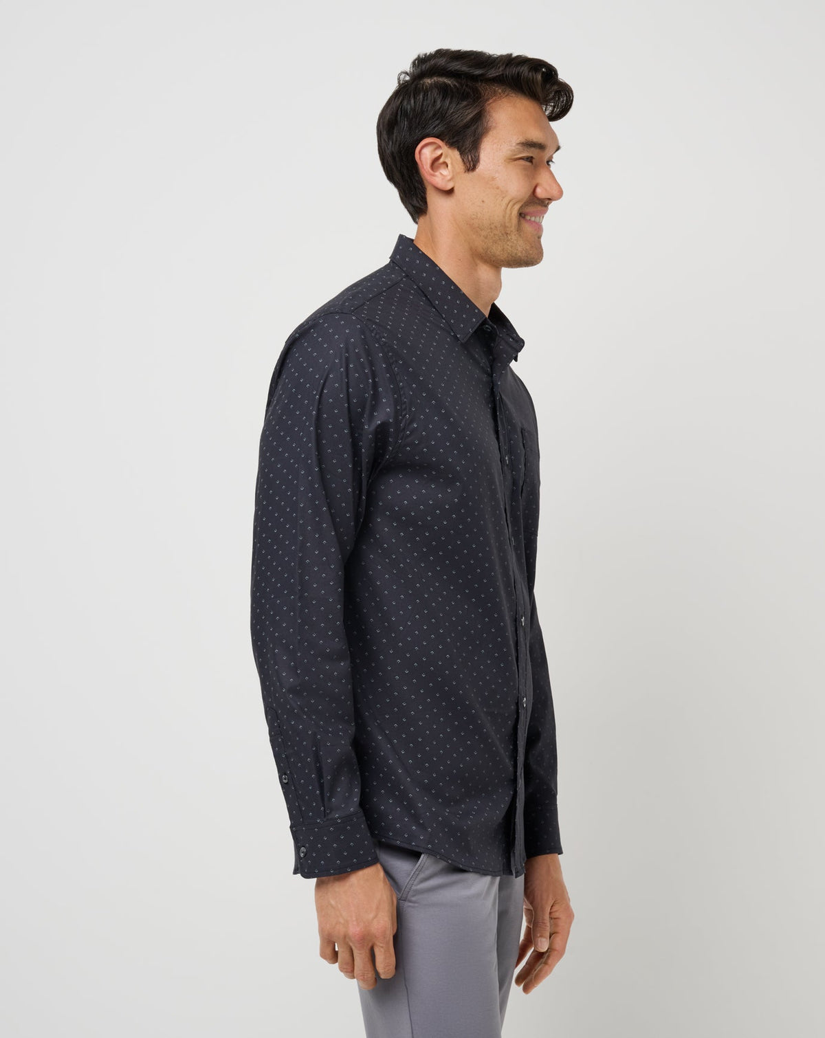 Techwoven Tidbits Button-Up Black | Travis Mathew Special Offer