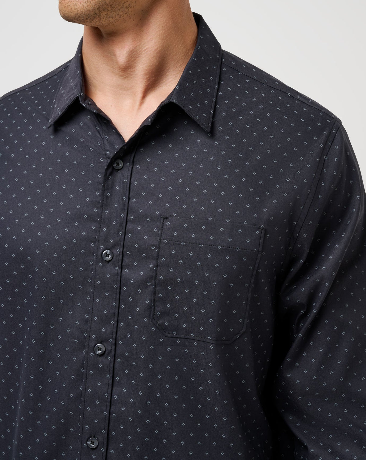 Techwoven Tidbits Button-Up Black | Travis Mathew Special Offer