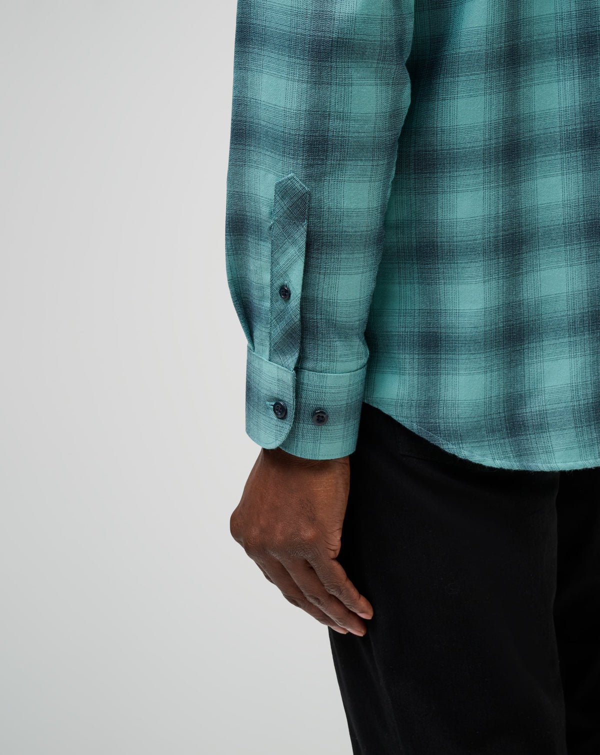 Cloud Flannel Plaid Button-Up Total Eclipse/Cameo | Travis Mathew Deals