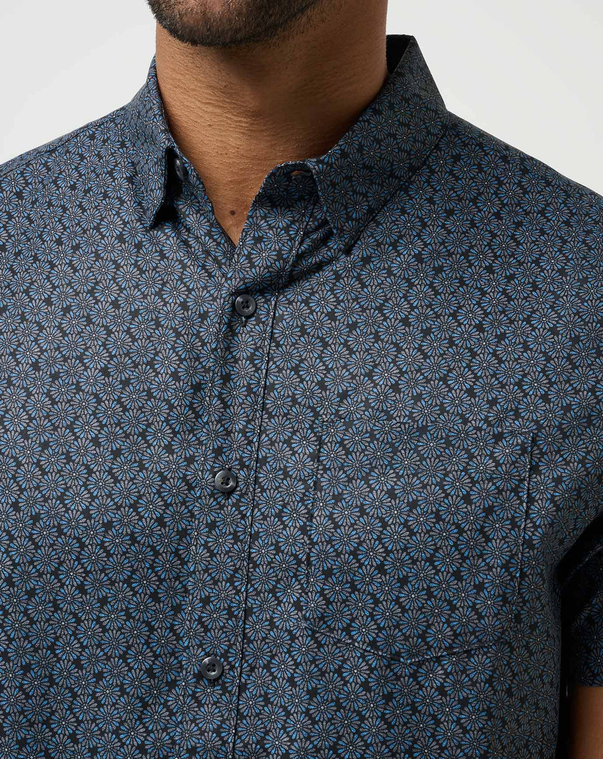 Techwoven Country Mile Button-Up Black | Travis Mathew Trusted