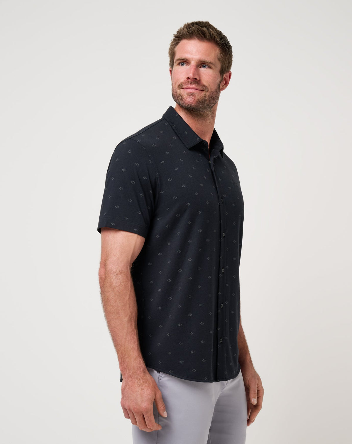 Shore Of It Button-Up Black | Travis Mathew Quality