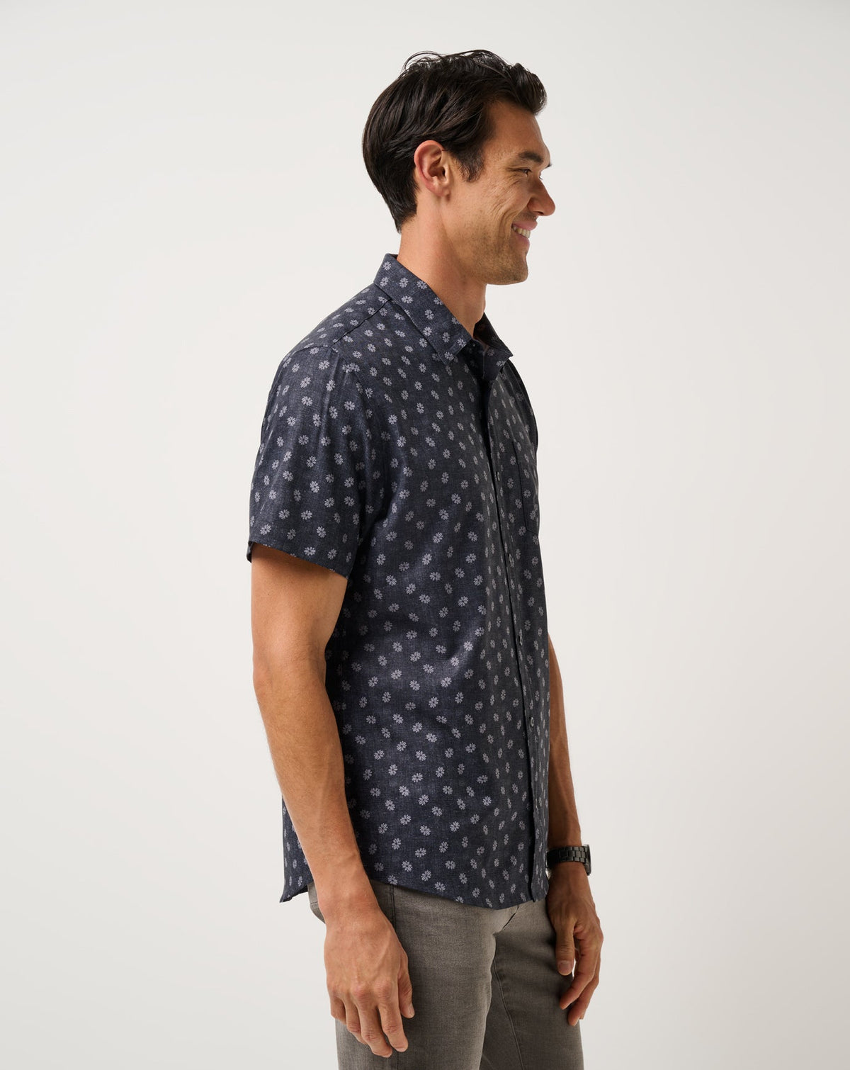 Techwoven Grey Wind Button-Up Heather Black | Travis Mathew Customer Favorite