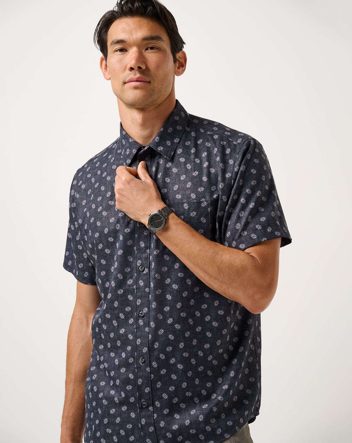 Techwoven Grey Wind Button-Up Heather Black | Travis Mathew Customer Favorite
