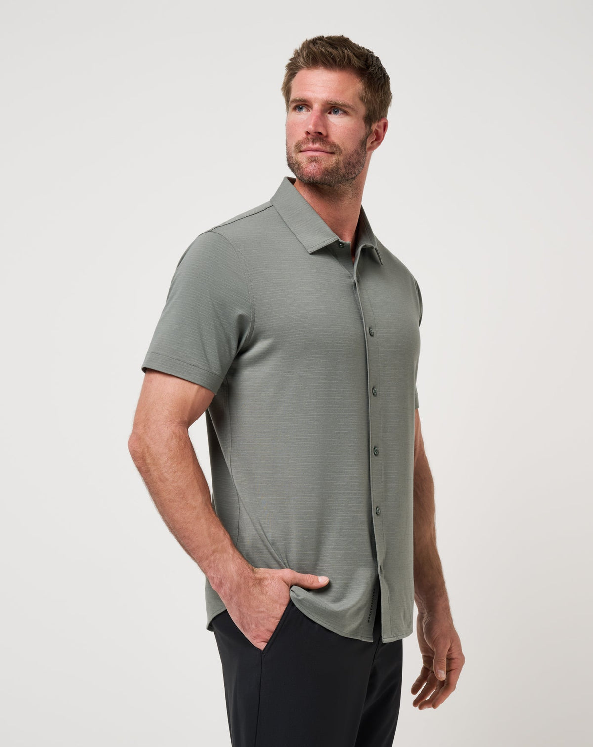 The Heater Button-Up Dark Olive | Travis Mathew Popular