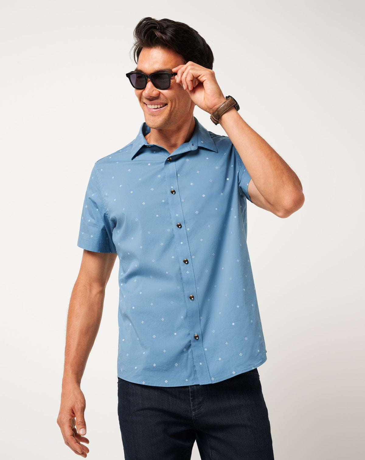 Per Aspera Button-Up Captains Blue | Travis Mathew Great Value