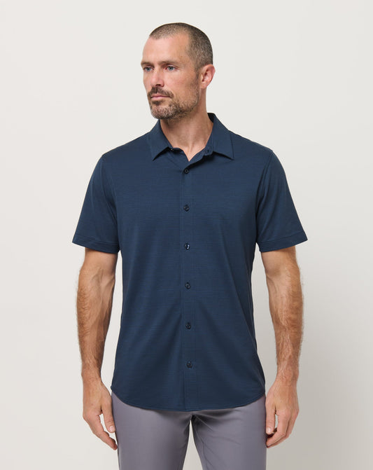 The Heater Button-Up Total Eclipse | Travis Mathew Essential