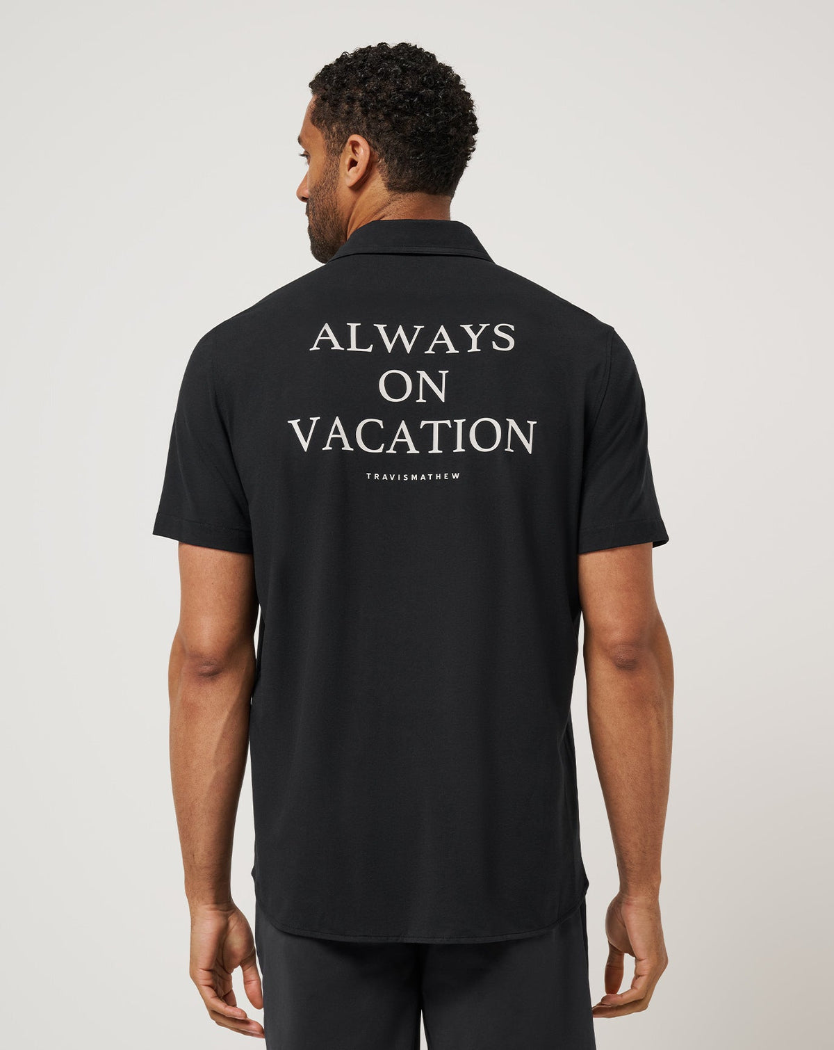 Poolside Pitcher Button-Up Black | Travis Mathew Value