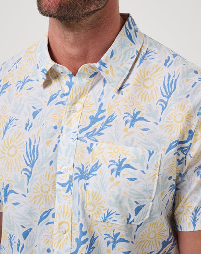 Souvenir City Button-Up White | Travis Mathew Great Value