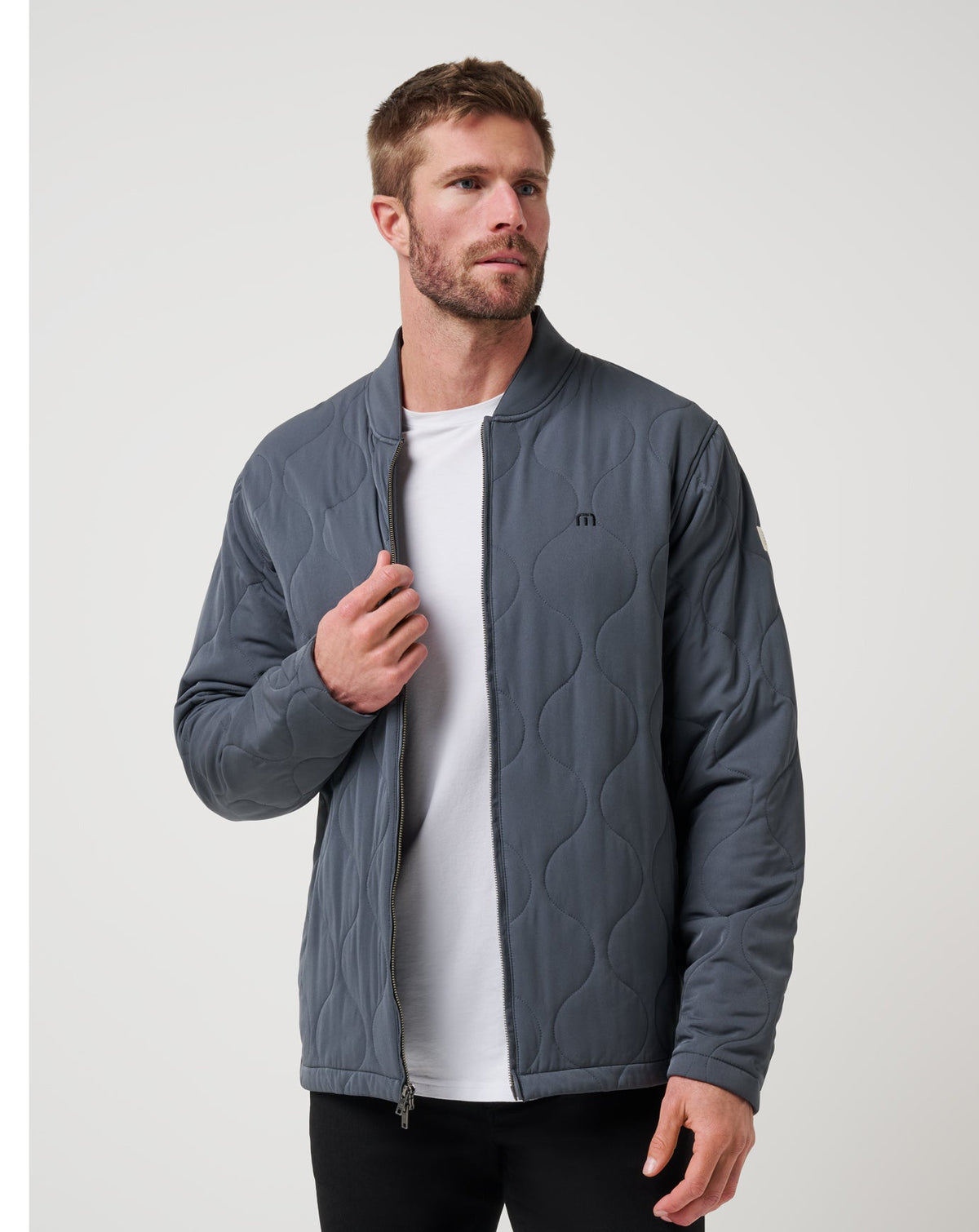 Come What May Jacket Ebony | Travis Mathew Value