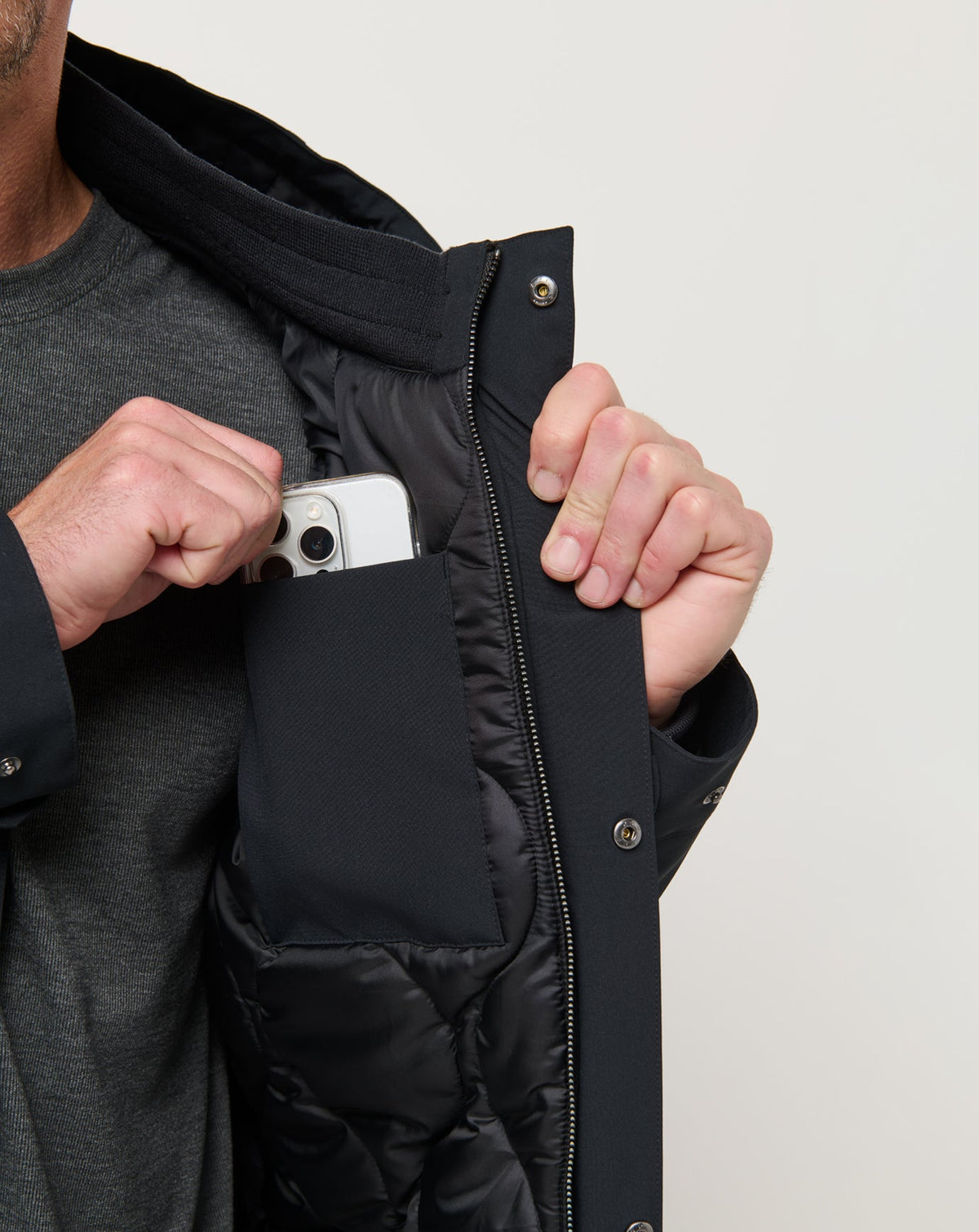 Mountain Pass Jacket Black | Travis Mathew Latest