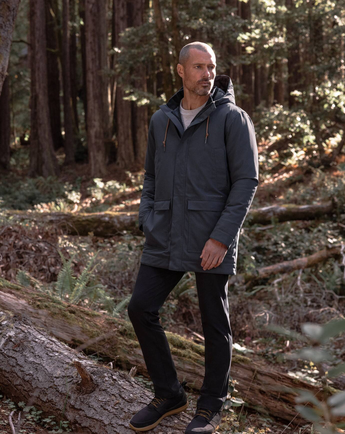 Mountain Pass Long Jacket Ebony | Travis Mathew Recommended