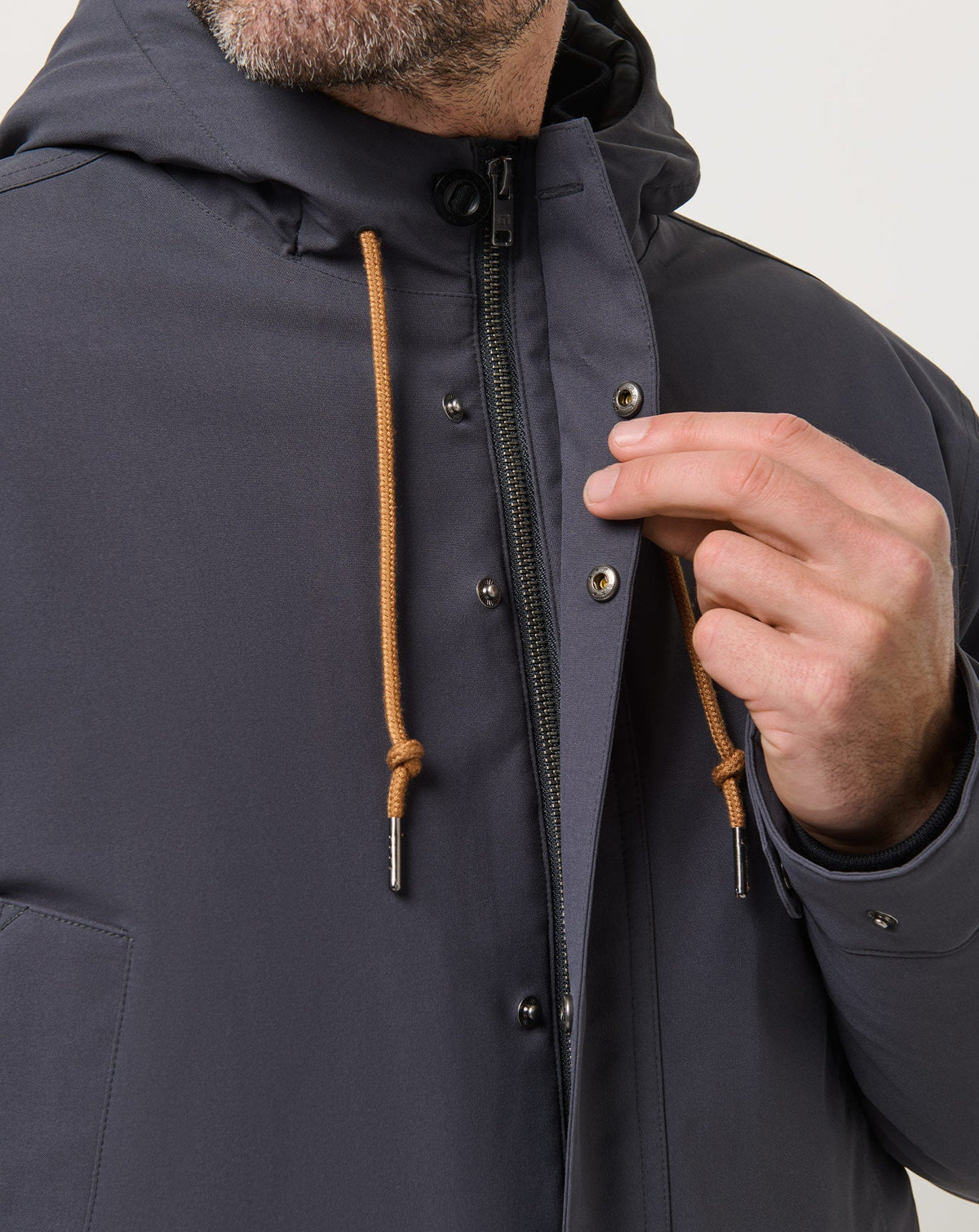 Mountain Pass Long Jacket Ebony | Travis Mathew Recommended
