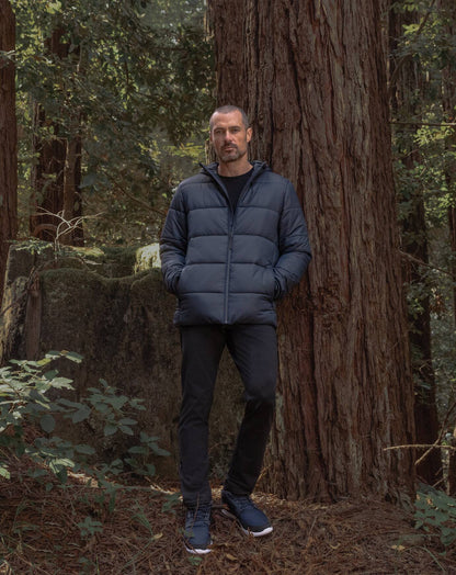 Aves Tech Puffer Jacket Total Eclipse | Travis Mathew Trusted