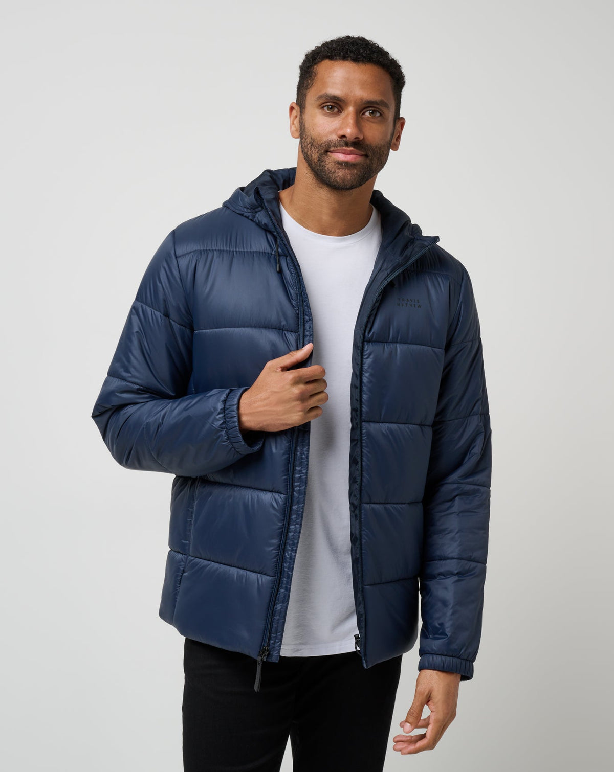 Aves Tech Puffer Jacket Total Eclipse | Travis Mathew Trusted