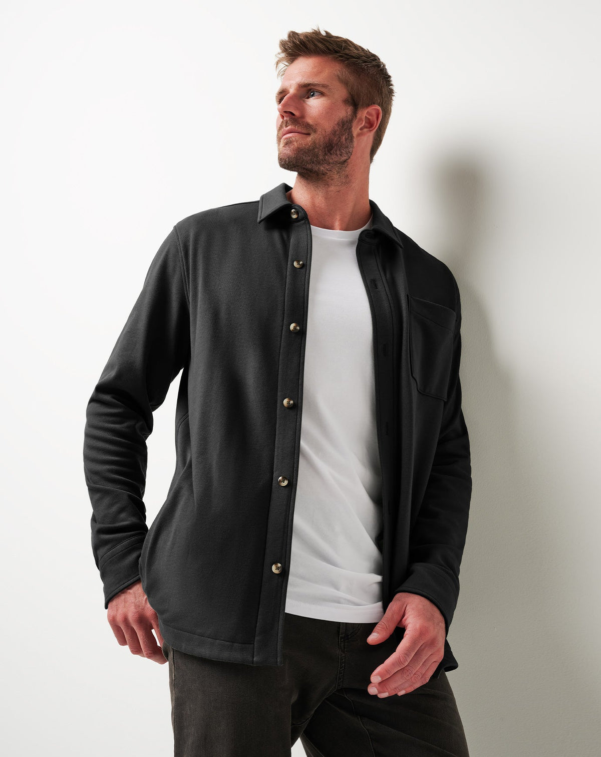Cloud Shirt Jacket Black | Travis Mathew Deals