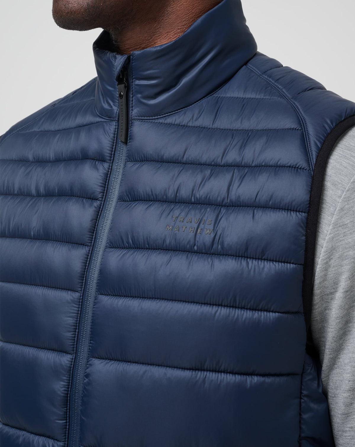Aves Tech Puffer Vest Total Eclipse | Travis Mathew Deals