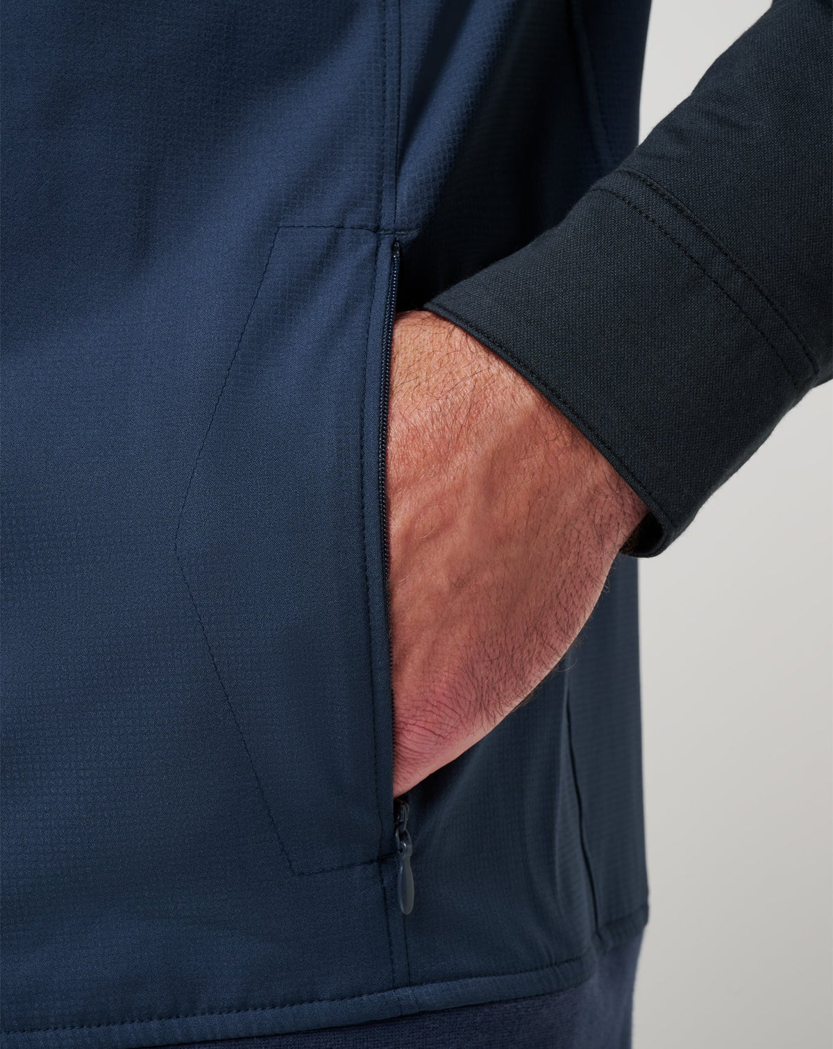 Wanderlust Vest Mood Indigo | Travis Mathew Best Price