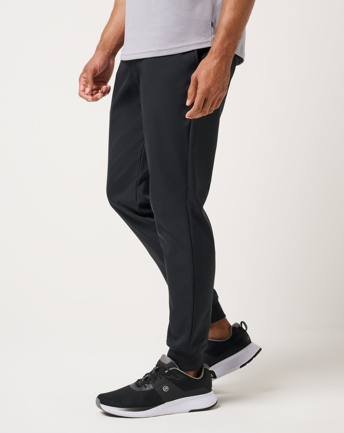 Open To Close 2.0 Jogger Black | Travis Mathew Best Seller