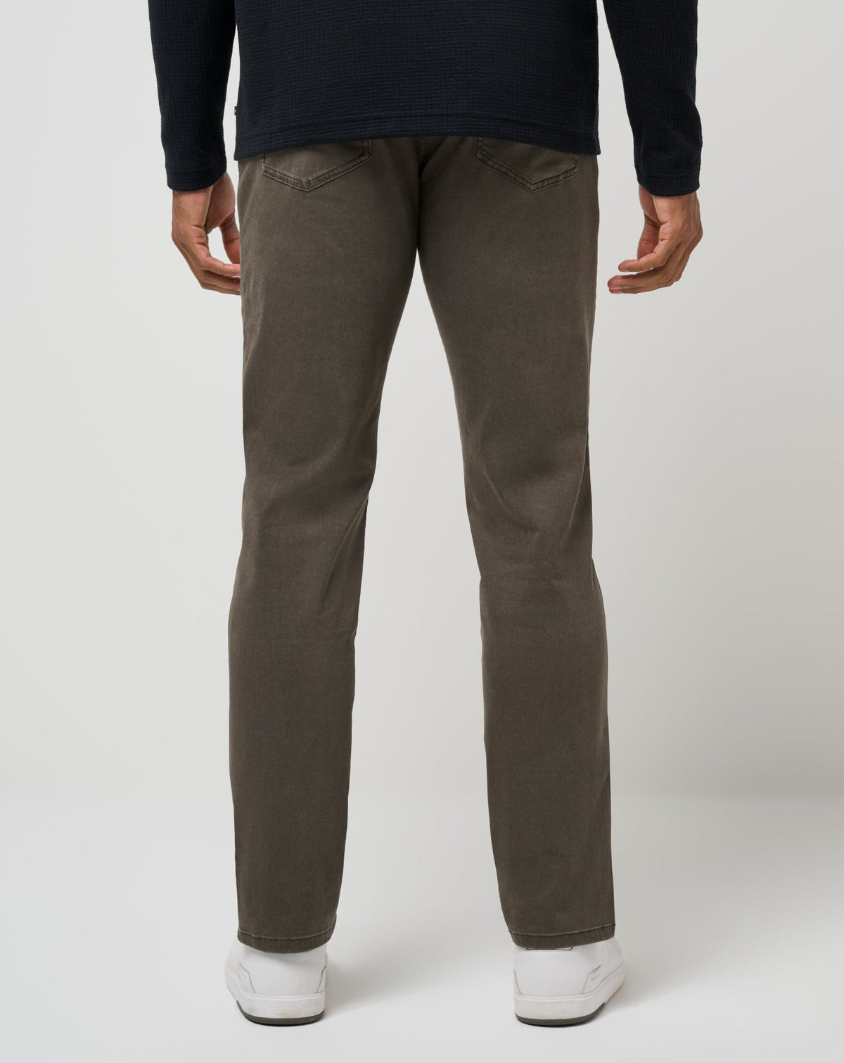 Legacy Featherweight Jeans Dark Green | Travis Mathew Great Value