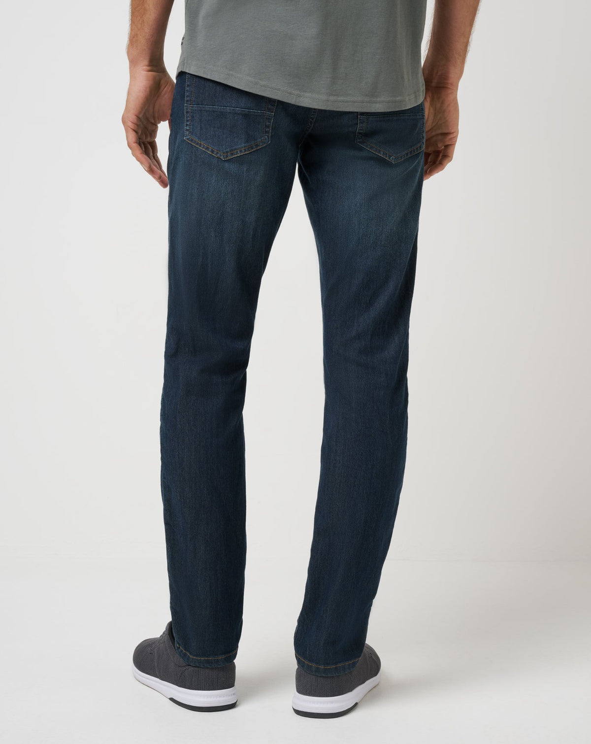 Legacy Featherweight Jeans Indigo | Travis Mathew Best Seller