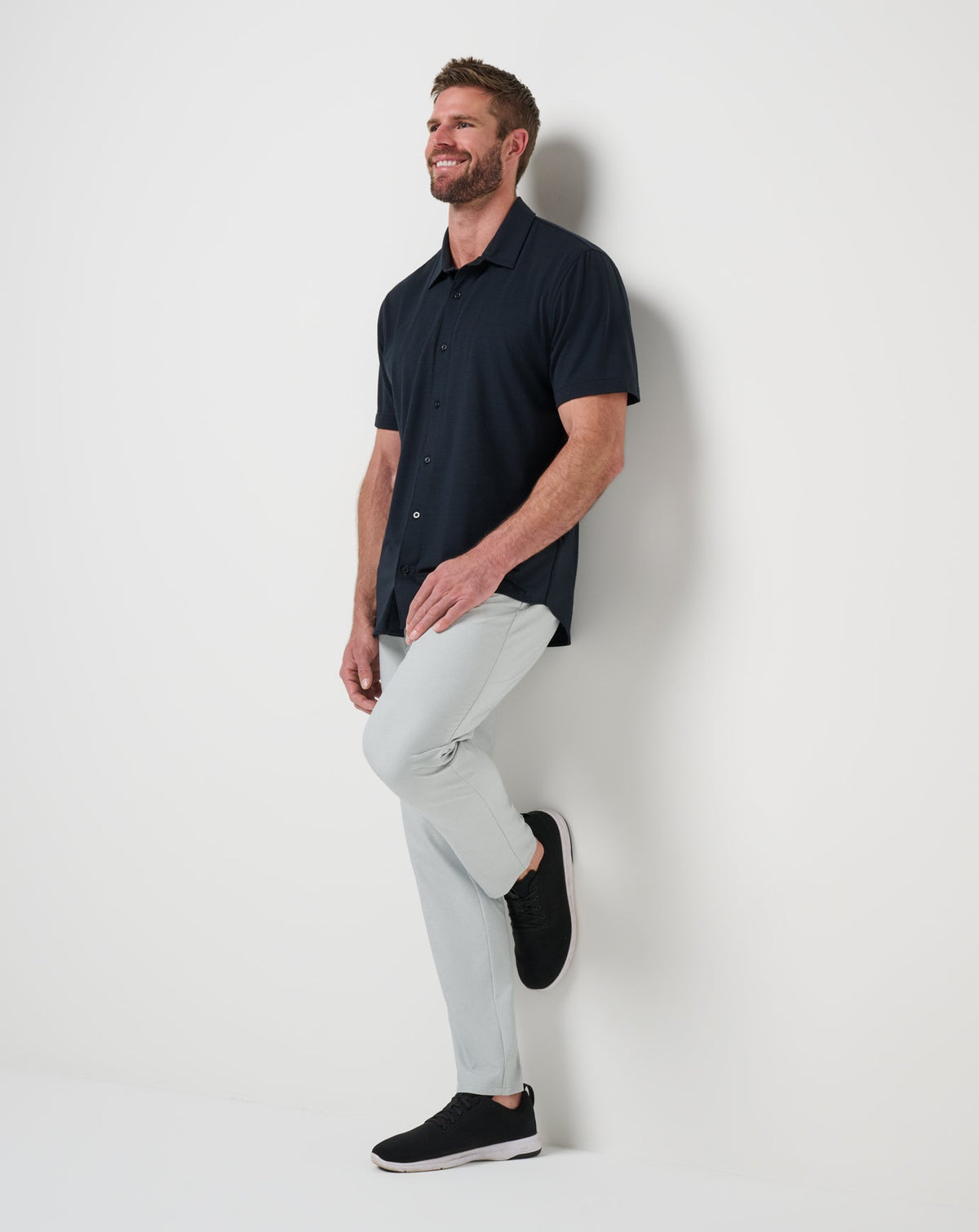 Call An Audible Pant Micro Chip | Travis Mathew Essential