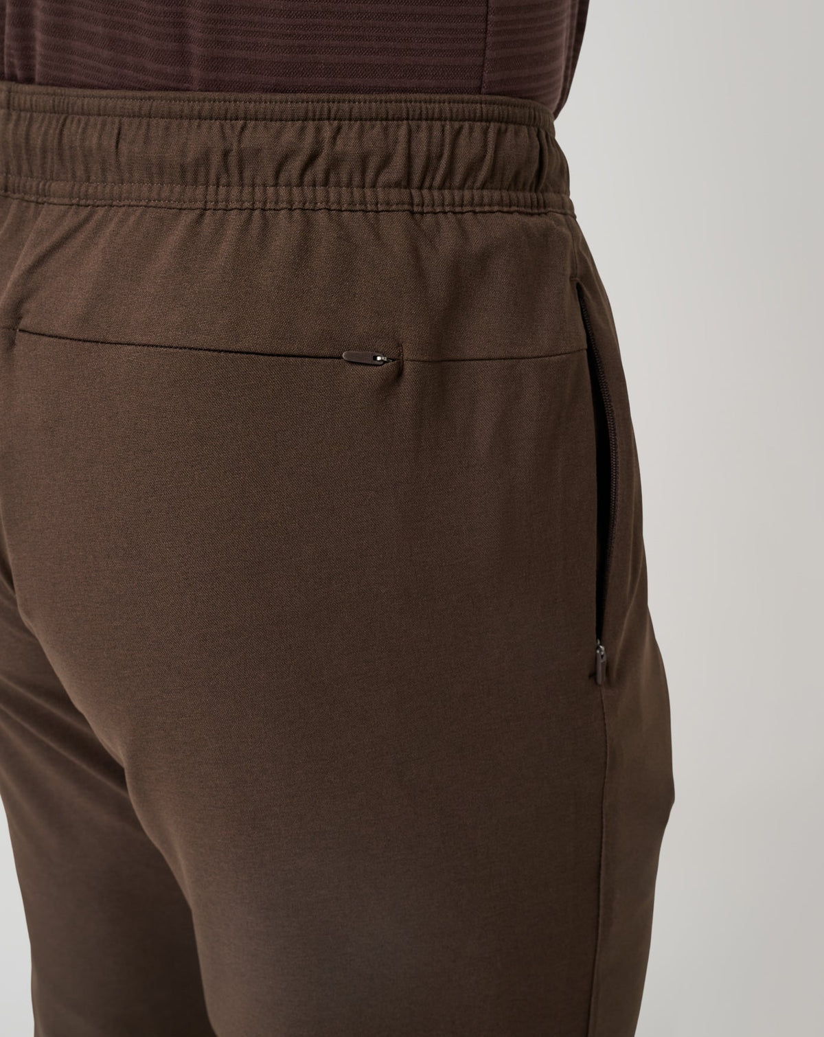 Victory Belt Pant Chocolate Brown | Travis Mathew Special Offer