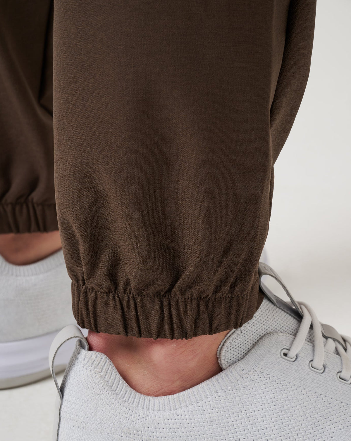Victory Belt Pant Chocolate Brown | Travis Mathew Special Offer