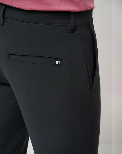 Open To Close Tech Chino Pant Black | Travis Mathew Everyday