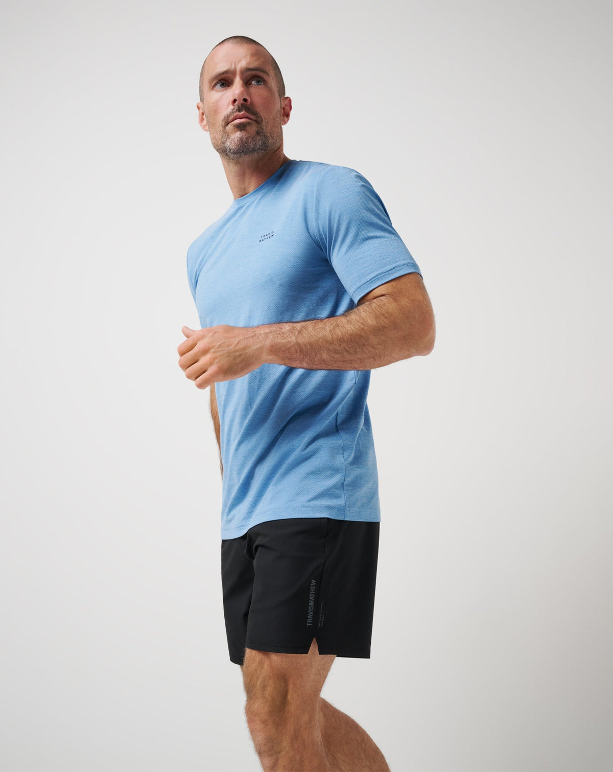 Wanderlust E-Waist Short 7.5In Black | Travis Mathew Special Offer