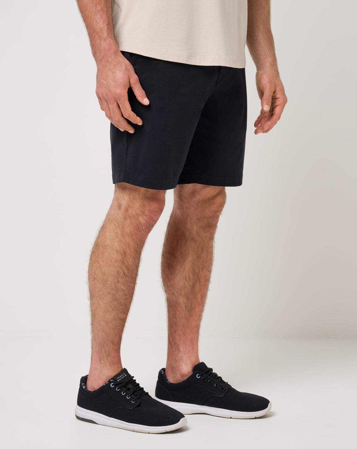 Tech Knit Short 9In Black | Travis Mathew Value