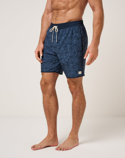 Tidal Whisper Boardshort 18In Total Eclipse | Travis Mathew Top Pick
