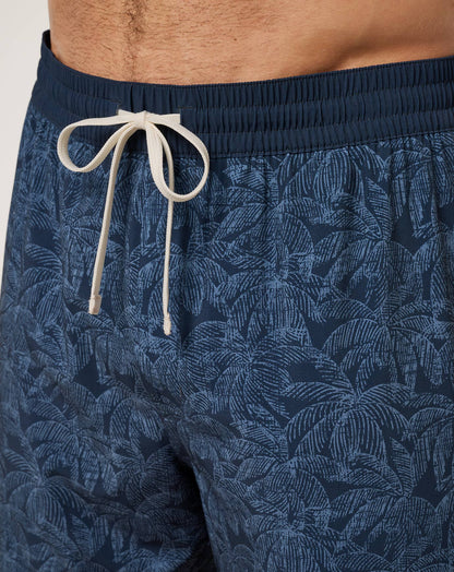 Tidal Whisper Boardshort 18In Total Eclipse | Travis Mathew Top Pick