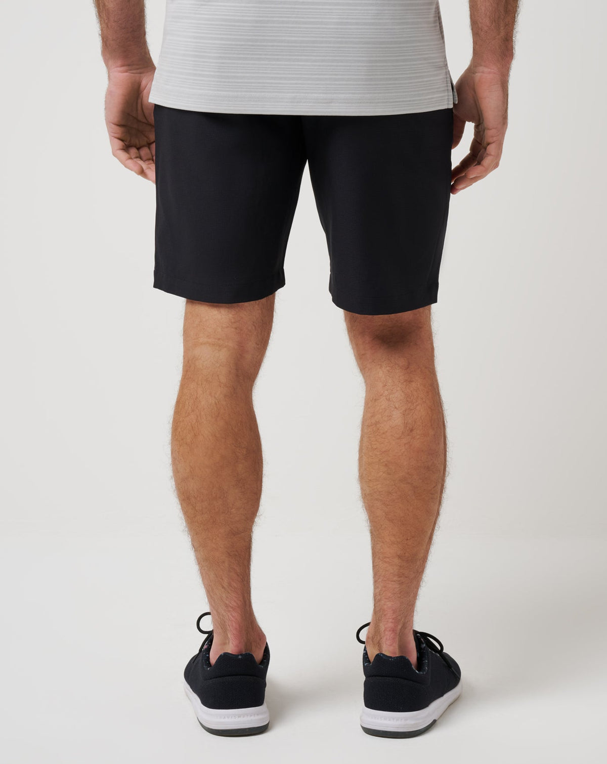 Wanderlust Short 9In Black | Travis Mathew Latest