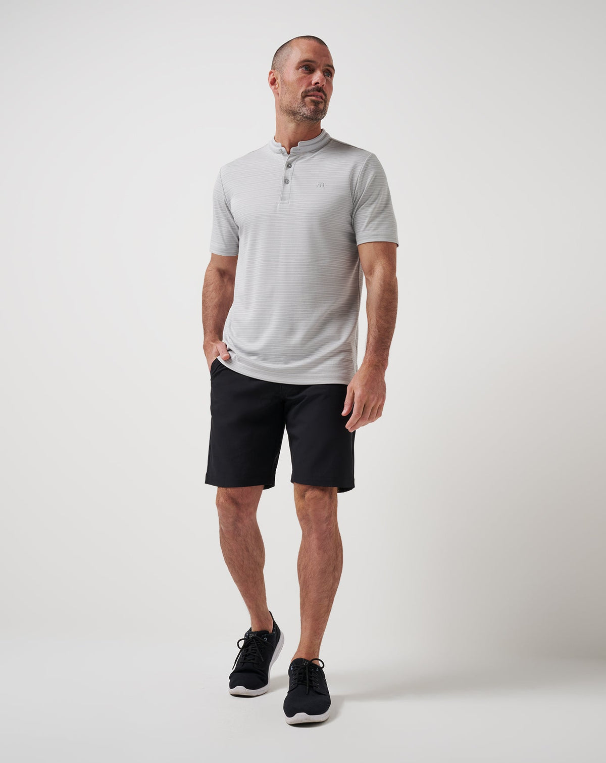 Wanderlust Short 9In Black | Travis Mathew Latest