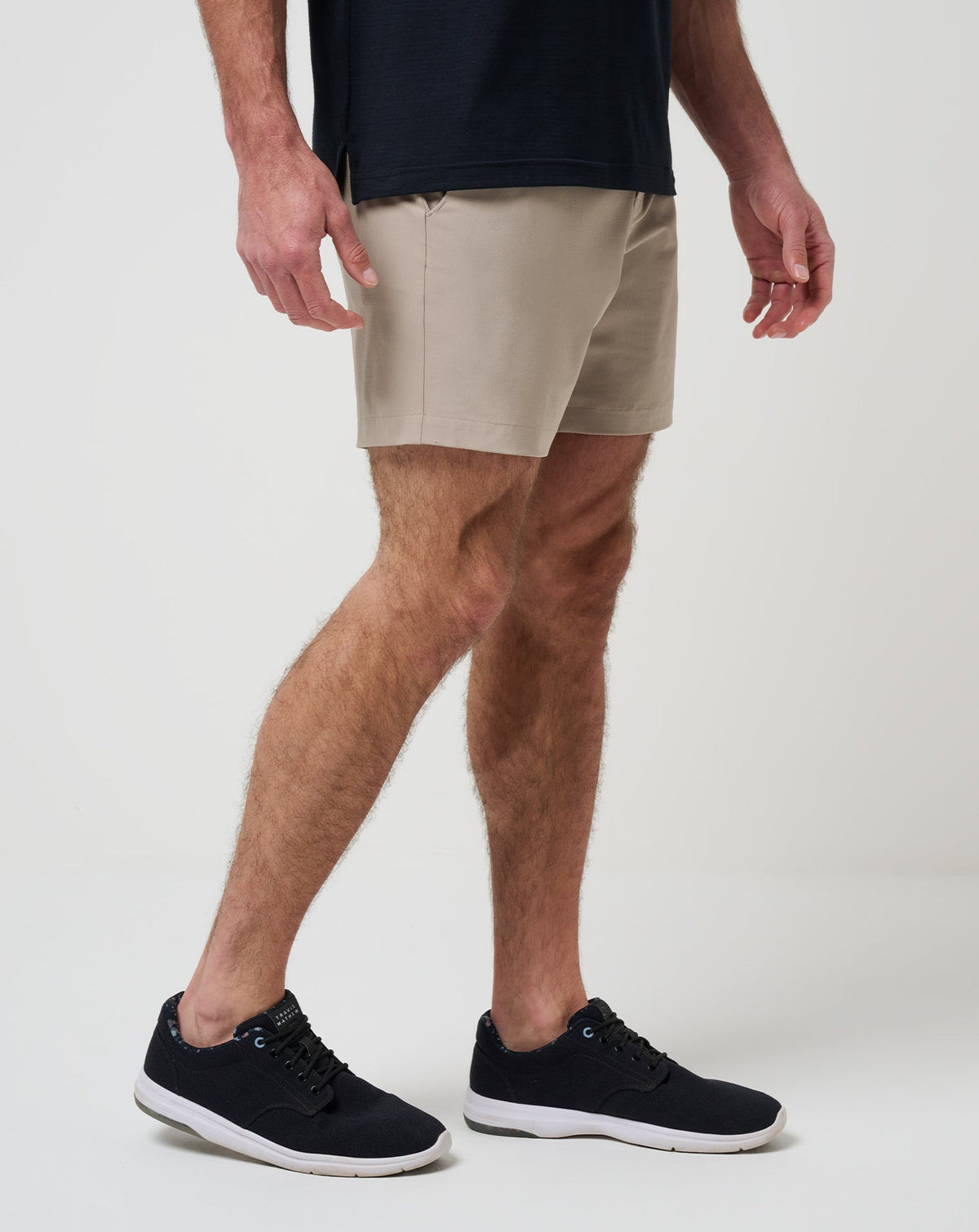 Wanderlust Short 7In Khaki | Travis Mathew Trending