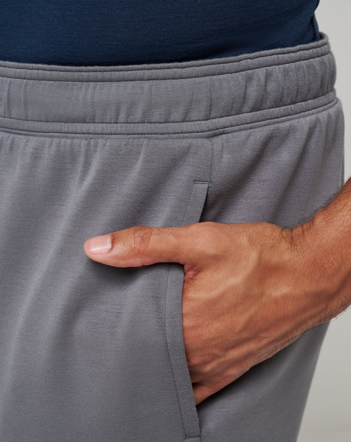 Fibercloud Short 8In Heather Grey | Travis Mathew Featured
