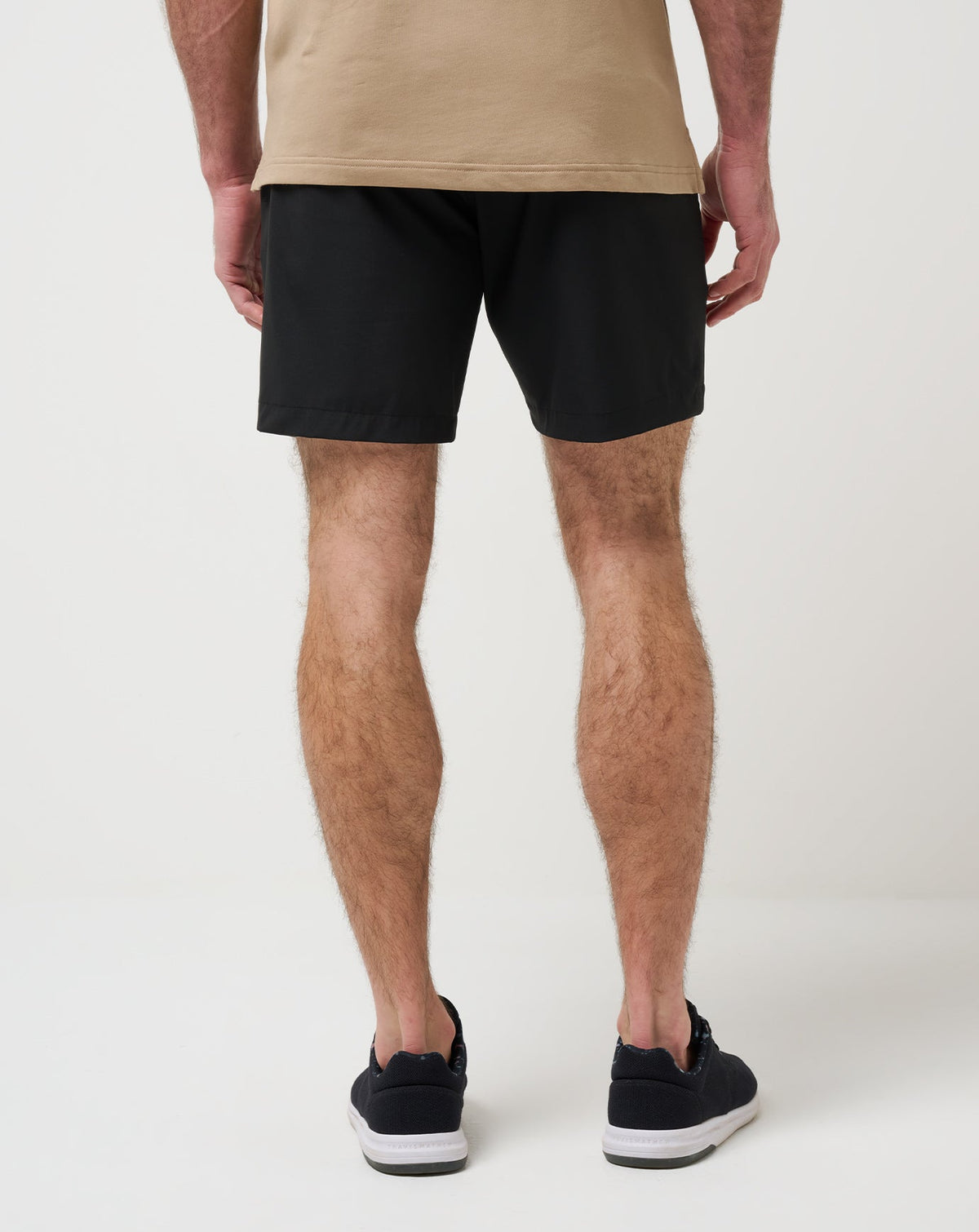 Wanderlust Short 7In Black | Travis Mathew Classic
