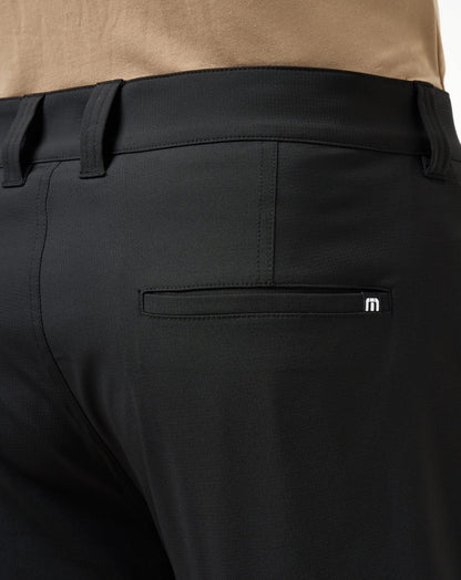 Wanderlust Short 7In Black | Travis Mathew Classic