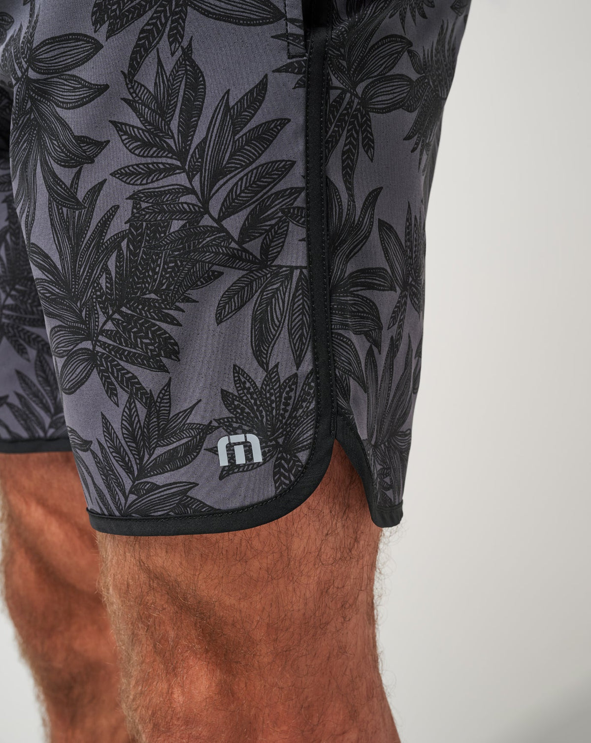 No Wake Zone Boardshort Black | Travis Mathew Classic