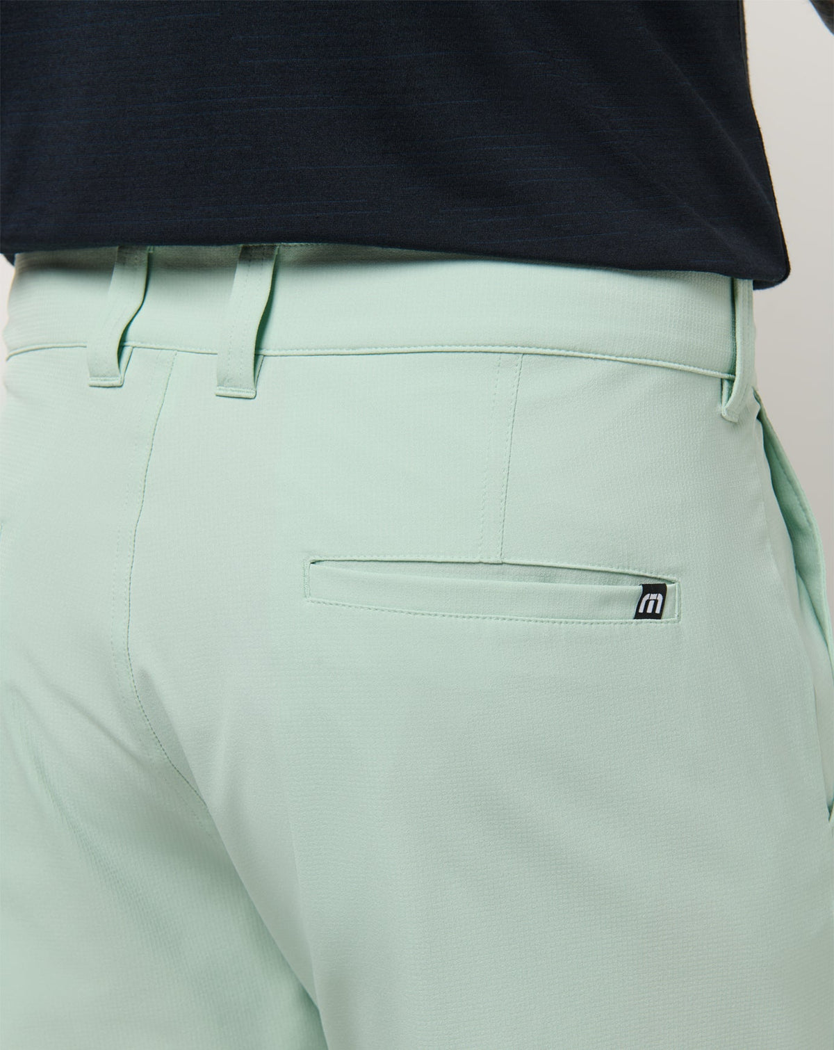 Wanderlust Short 9In Aqua Foam | Travis Mathew Essential