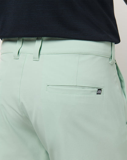 Wanderlust Short 9In Aqua Foam | Travis Mathew Essential