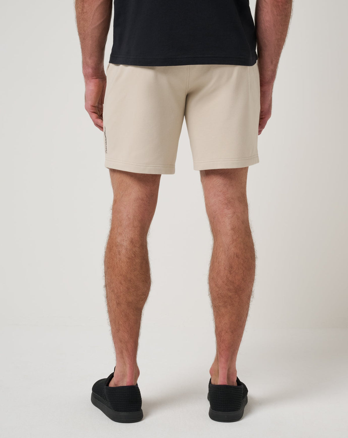Shot Maker Cloud Short Italian Sand | Travis Mathew Quality