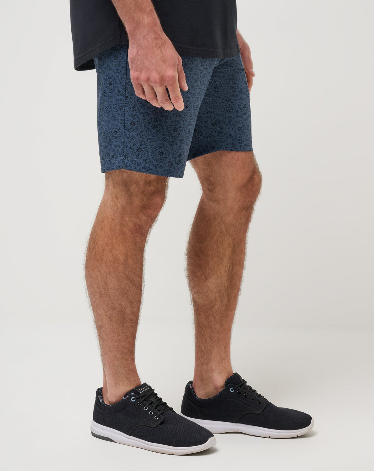 Beyond The Limits Short 9In Mood Indigo/Vintage Indigo | Travis Mathew Recommended
