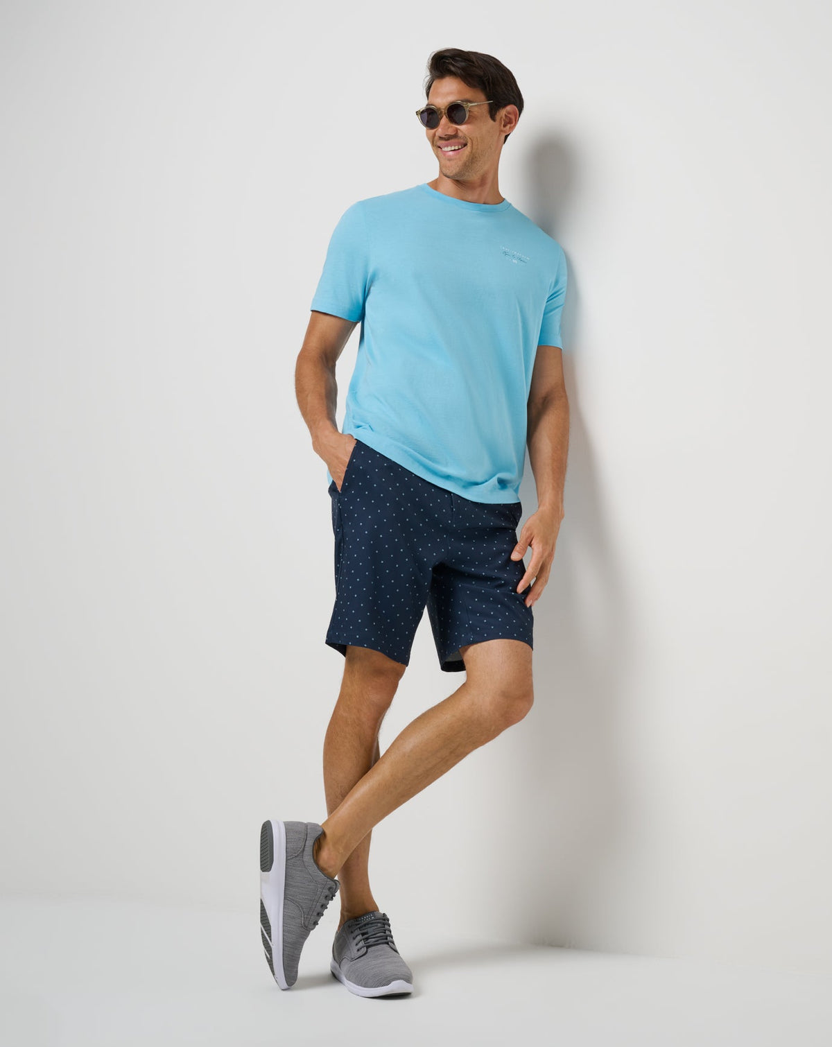 Standing Stones Short 9In Total Eclipse | Travis Mathew Discount