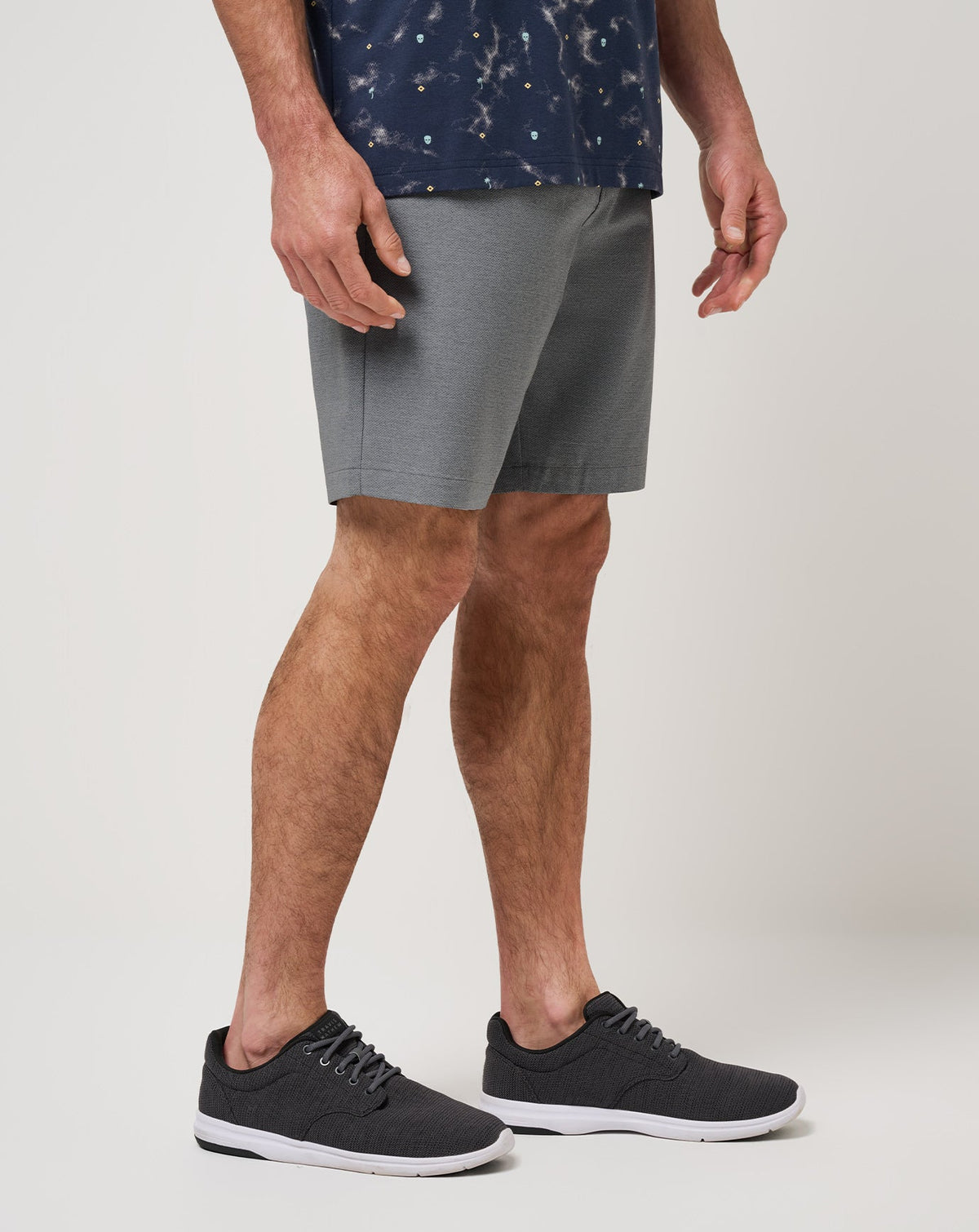 Call An Audible Short 9In Quiet Shade | Travis Mathew Signature