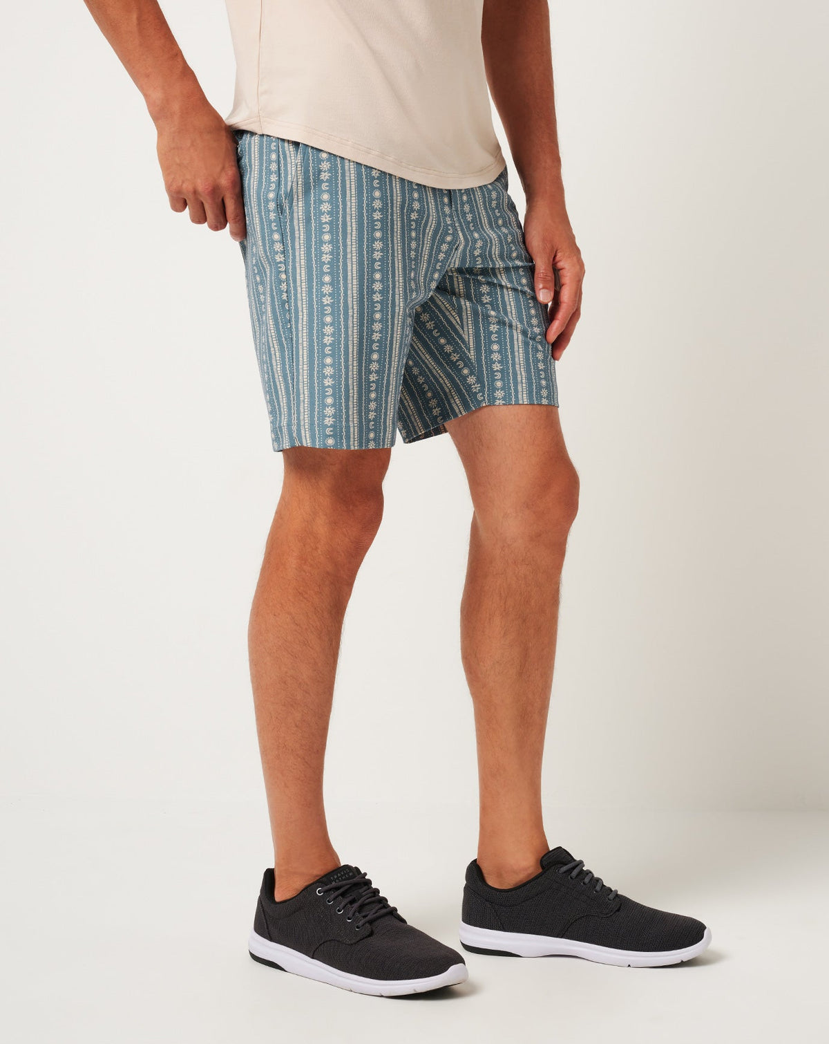 Tech Chino Print Short 8In Captains Blue | Travis Mathew Value