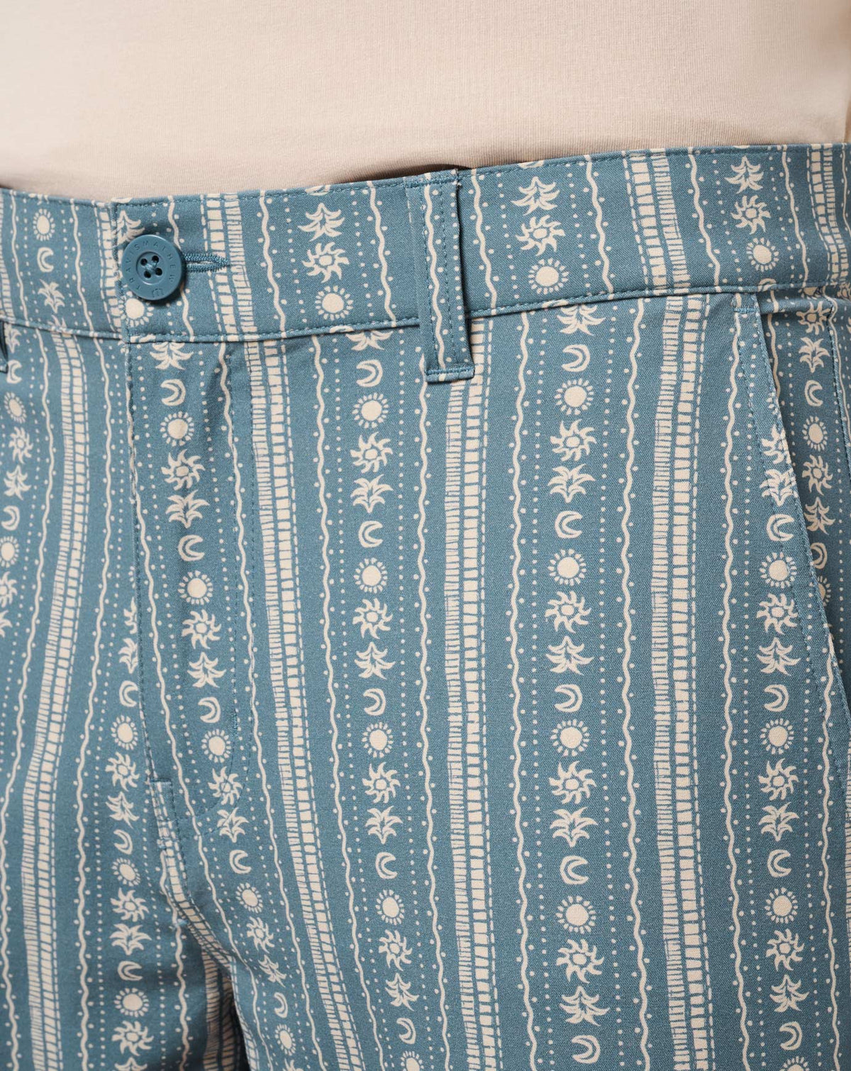 Tech Chino Print Short 8In Captains Blue | Travis Mathew Value
